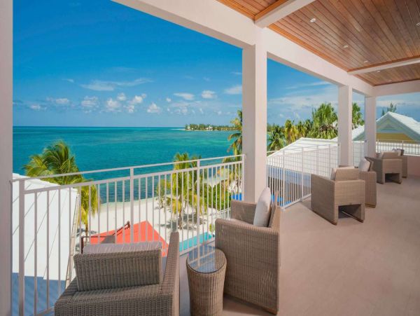 Cayman Islands Home 1003226