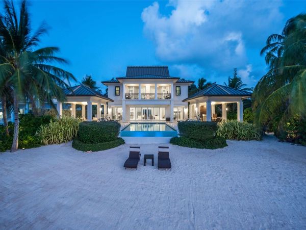 Cayman Kai 6 Bedroom Villa with Pool & Ocean View