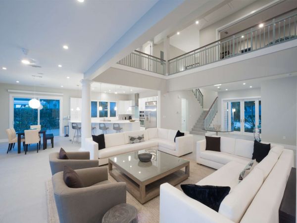 Cayman Kai 6 Bedroom Villa with Pool & Ocean View