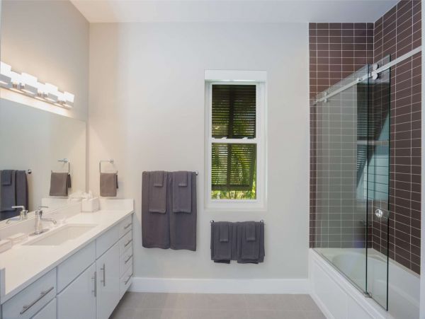 Cayman Kai 6 Bedroom Villa with Pool & Ocean View