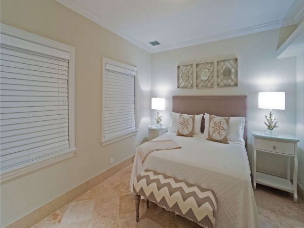 Cayman Islands Home 1003229