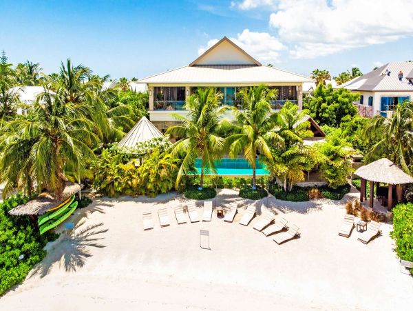 Cayman Islands Home 1003231