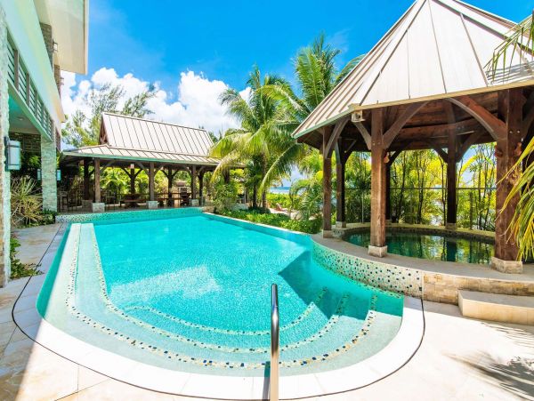 Cayman Islands Home 1003231