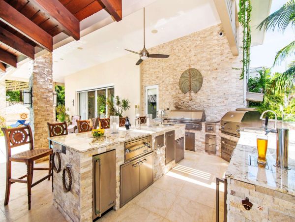Cayman Islands Home 1003231