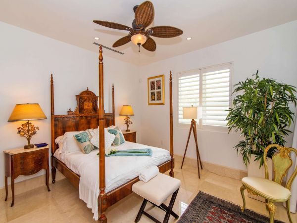Cayman Islands Home 1003231