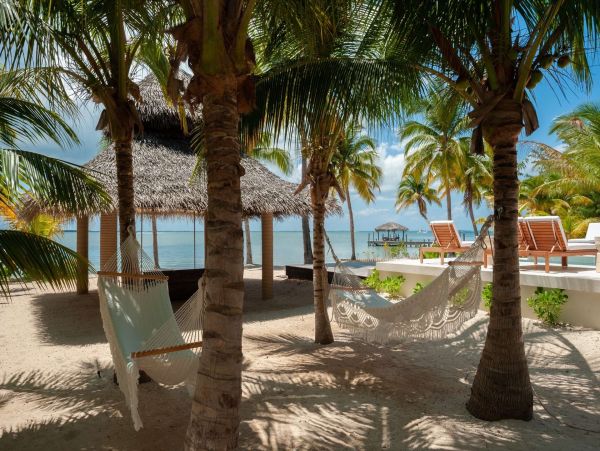 Cayman Islands Home 1003232