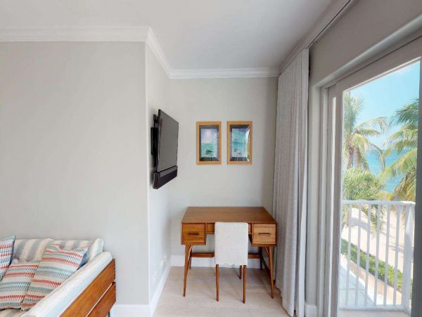 Cayman Islands Home 1003234