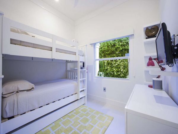 Cayman Islands Home 1003235