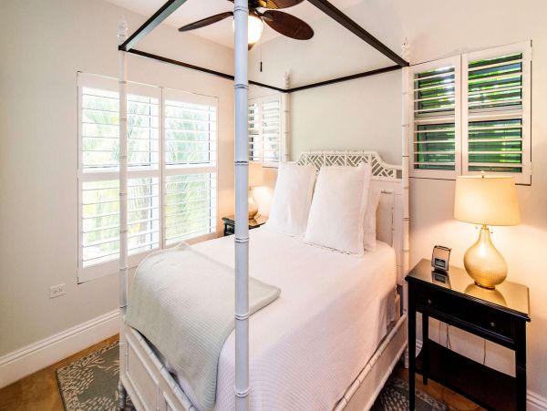 Cayman Islands Home 1003238