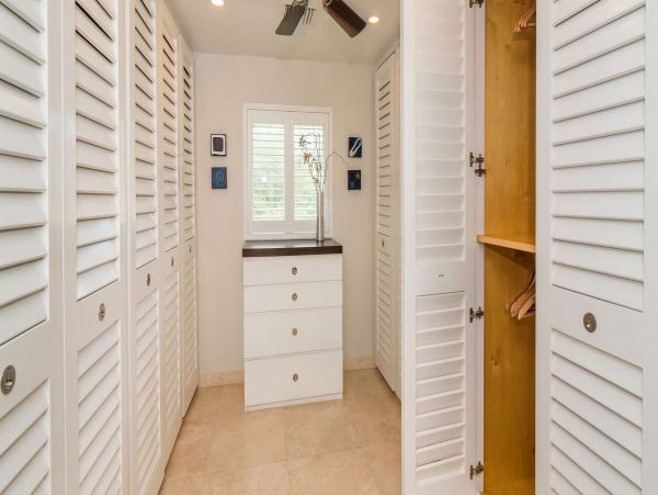 Cayman Islands Home 1003239