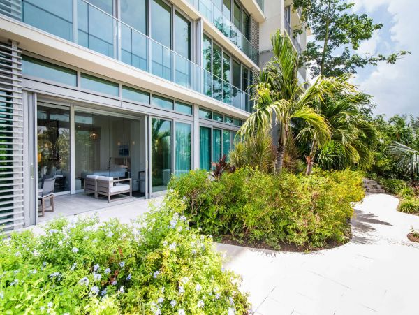 Cayman Islands Home 1003245