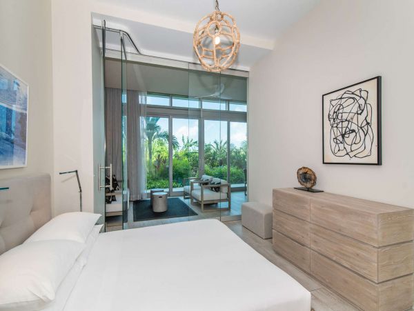 Cayman Islands Home 1003245