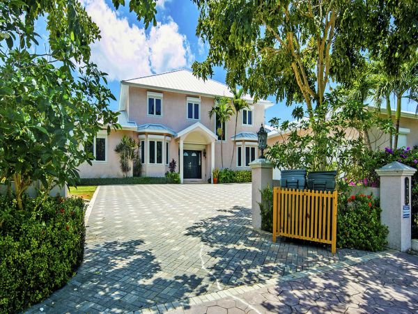 Cayman Islands Home 1003246