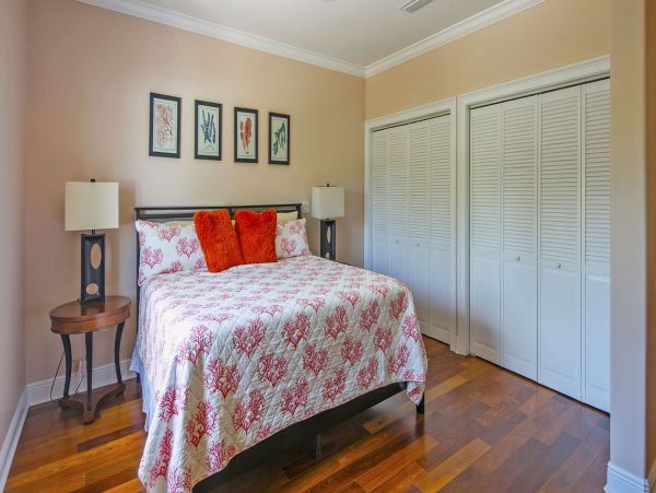 Cayman Islands Home 1003246