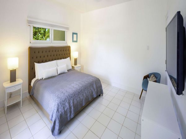 Cayman Islands Home 1003251