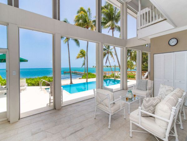 Cayman Islands Home 1003255