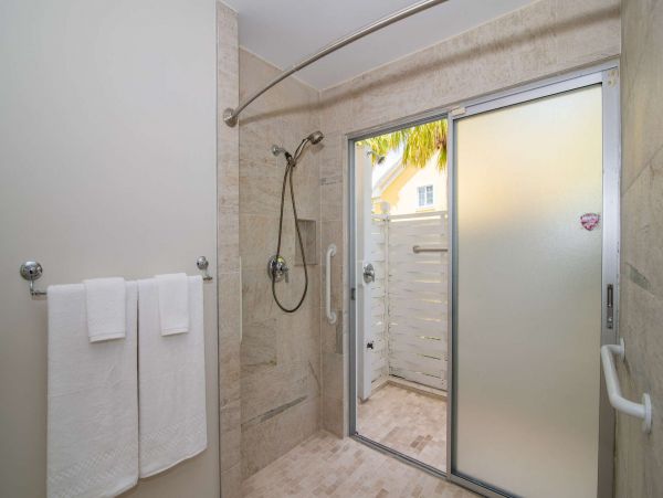 Cayman Islands Home 1003255