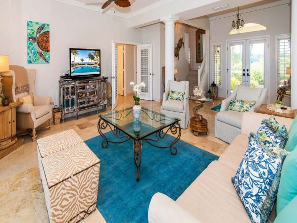 Seven Bedroom Oceanfront Home sleeps 14