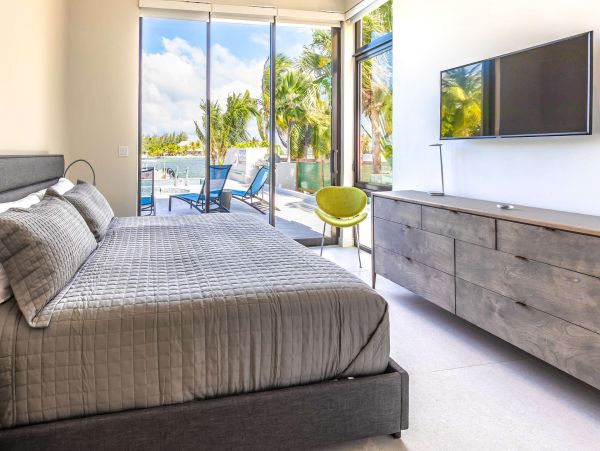 Cayman Islands Home 1003259