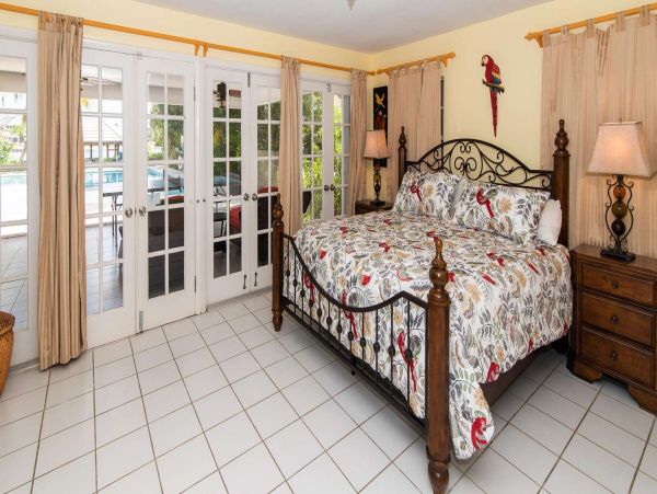 Cayman Islands Home 1003269