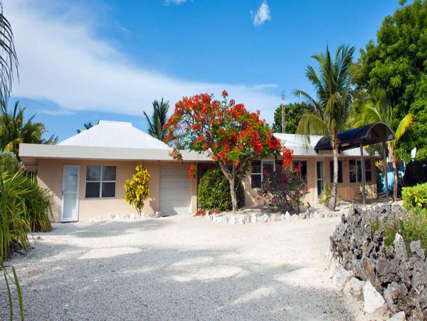 Cayman Islands Home 1003271