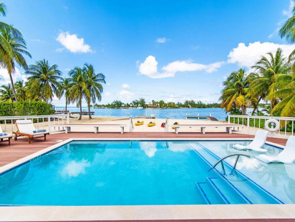 Cayman Islands Home 1003274