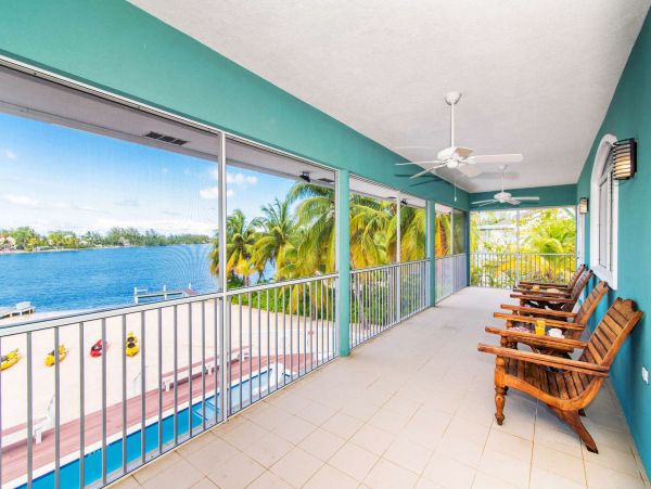 Cayman Islands Home 1003274