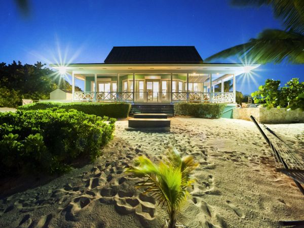 Cayman Islands Home 1003275