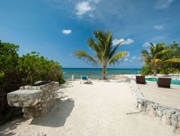 Cayman Islands Home 1003277