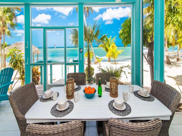 Cayman Islands Home 1003278