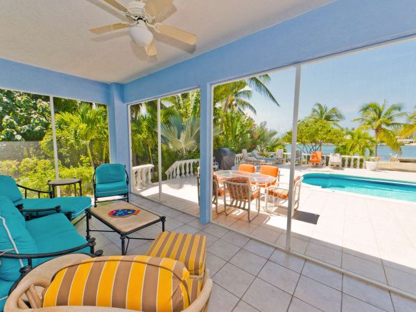 Cayman Islands Home 1003280