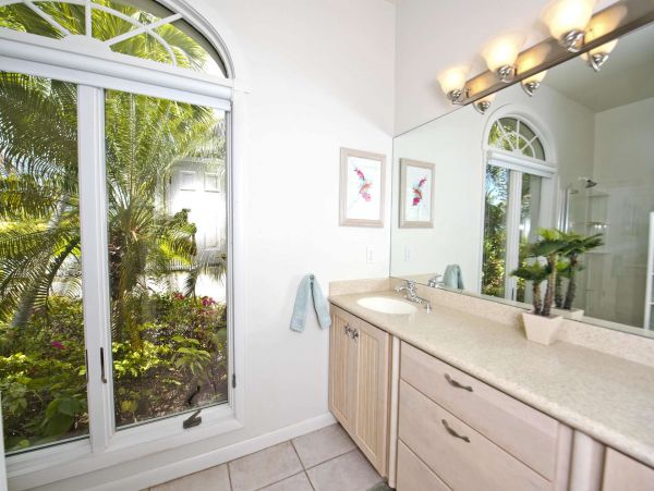 Cayman Islands Home 1003280