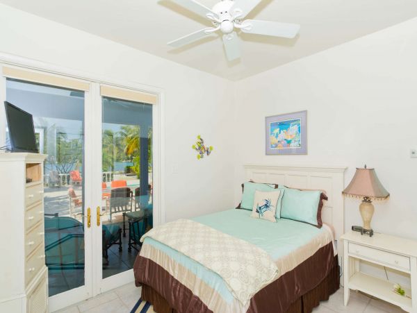 Cayman Islands Home 1003280