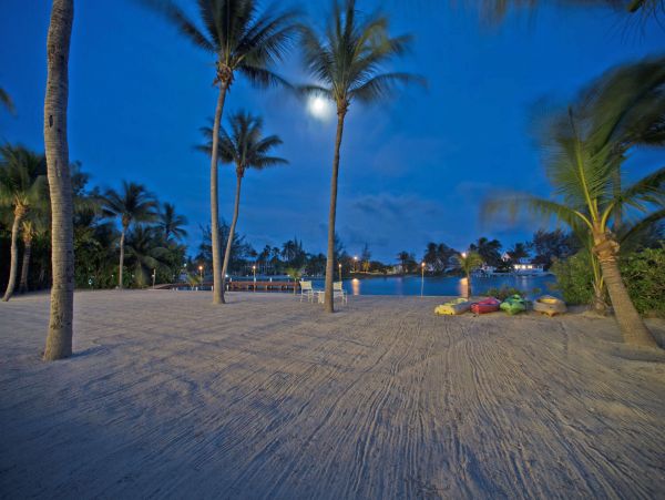 Cayman Islands Home 1003281