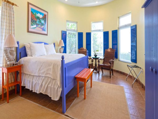Oceanfront 2 Bedroom Grand Cayman Rental Private Pool