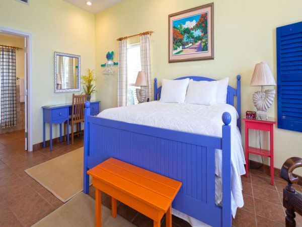 Oceanfront 2 Bedroom Grand Cayman Rental Private Pool