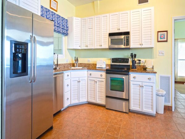 Oceanfront 2 Bedroom Grand Cayman Rental Private Pool
