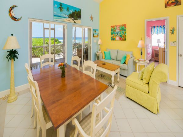 Charming Oceanfront Vacation Rental in Cayman Islands