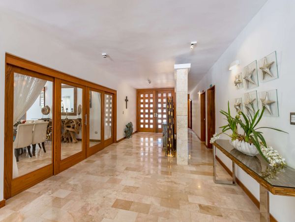 Dominican Republic Home 1003338