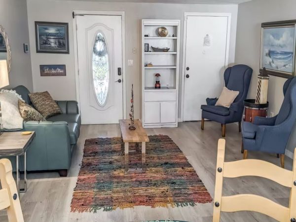 Beautiful Pool Vacation Home in Nokomis