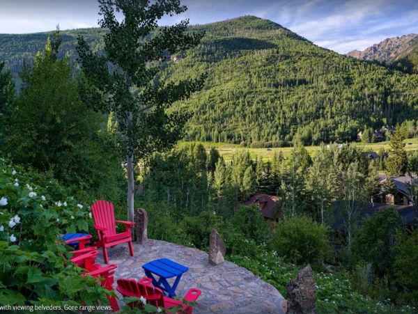Amazing Mountain View Lodging in Vail Sleeps 12 Guests