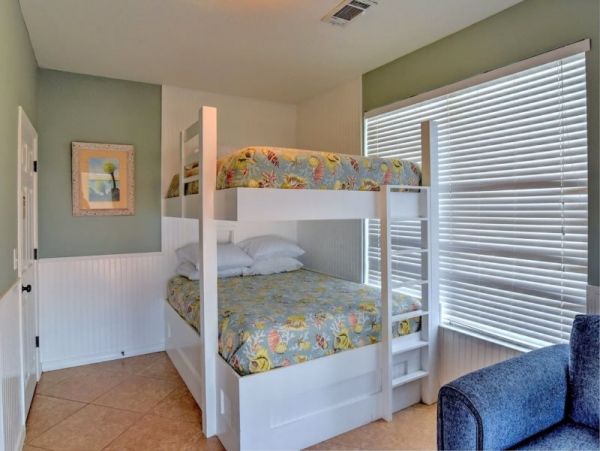 Charming Vacation Pool Home in Destin Sleeps 24 Guests