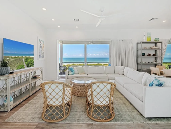 Beachfront Vacation Rental in Captiva 7 Bedrooms Sleeps 16