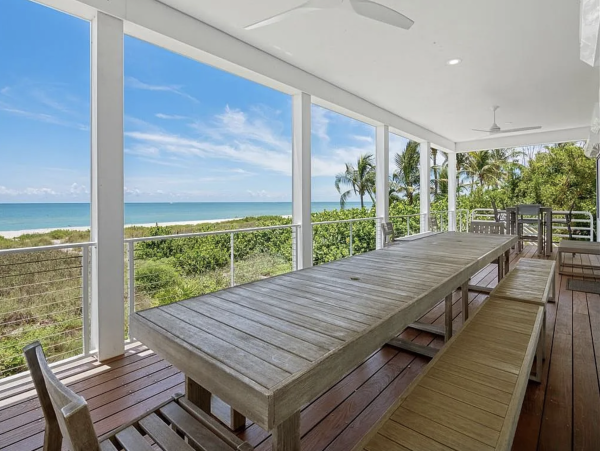 Beachfront Vacation Rental in Captiva 7 Bedrooms Sleeps 16
