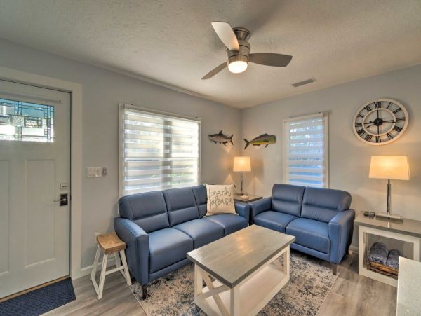 Modern Sarasota Rental Near Beaches with Fire Pit & Lanai