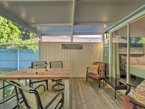 Modern Sarasota Rental Near Beaches with Fire Pit & Lanai
