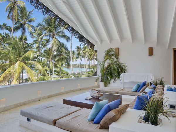 Gorgeous 11 Bedroom Vacation Rental with Great Amenities