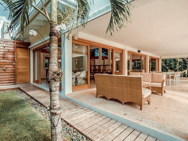 Dominican Republic Luxury Vacation Villa Steps from Beach
