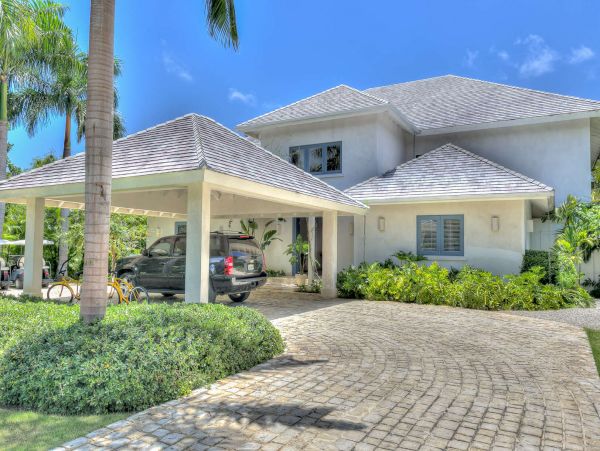 Dominican Luxurious 6 Bedroom Home with Private Pool & Views