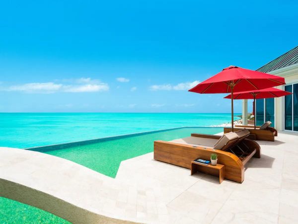 Turk and Caicos Oceanfront Luxury Vila